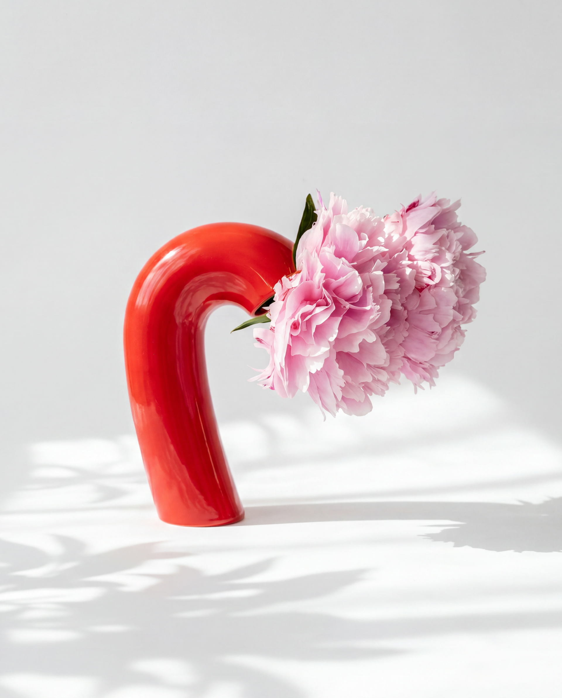 VITA Vase in Poppy Red